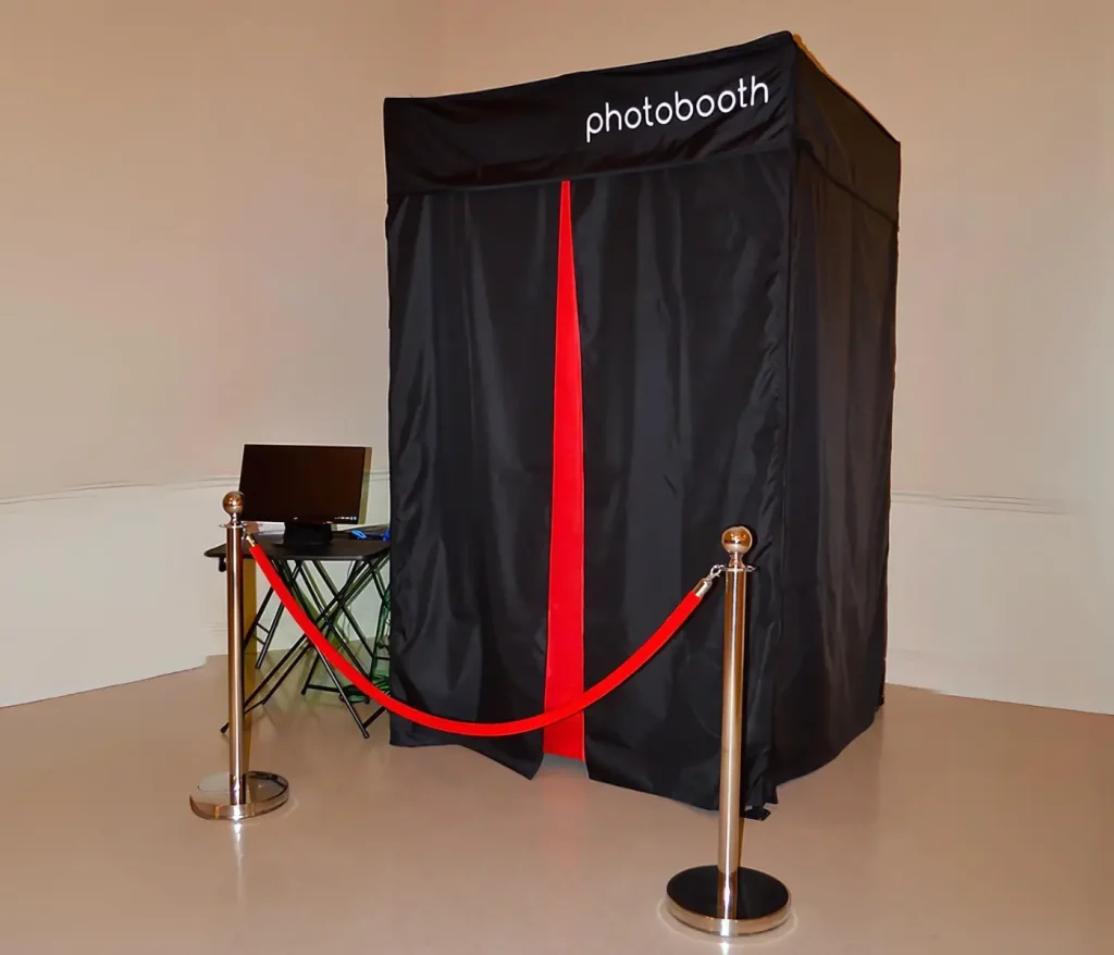 Ottawa Private Enclosed Photo Booth Rental